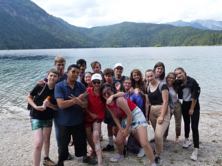 Photo séjour Tandem 2019 Anduze - Grainau équipe au lac d'Eibsee