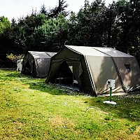 Accomodation in equiped tents