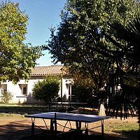 Le parc et une table de ping-pong - Val de l\'Hort
