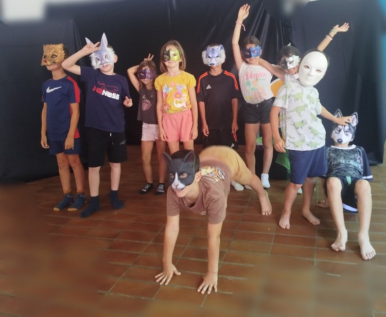 Classe conte et th��tre gard Val de l'Hort